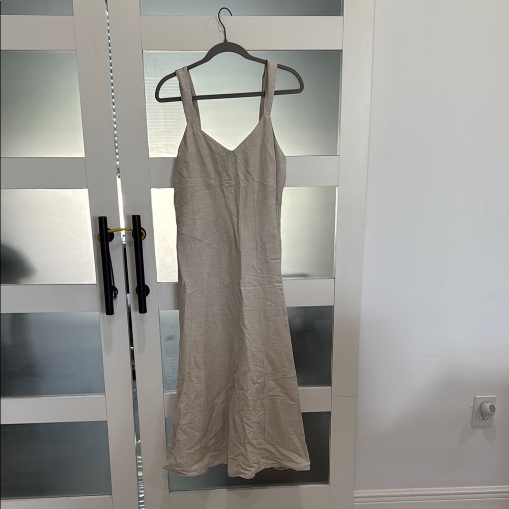 LOFT Cream Sleeveless Dress